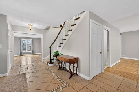 Entry Way - 11 N080 Juliet Dr, Elgin, IL 60124 photo 1 of 7
