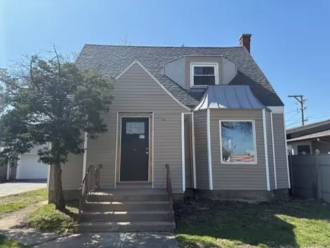 9520 S Sacramento Ave, Evergreen Park, IL 60805