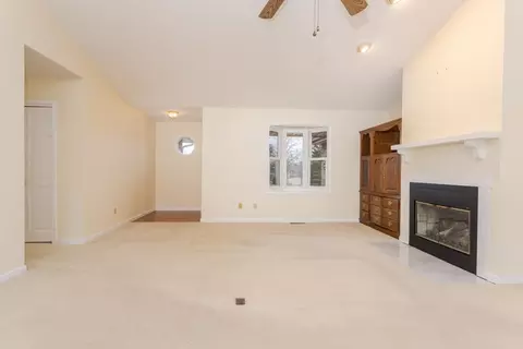Living - 19710 Nottingham Dr, Downs, IL 61736 photo 6 of 11