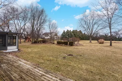 Exterior - 19710 Nottingham Dr, Downs, IL 61736 photo 8 of 13