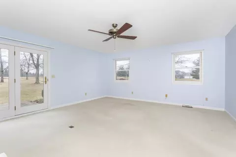 Bedroom - 19710 Nottingham Dr, Downs, IL 61736 photo 1 of 6
