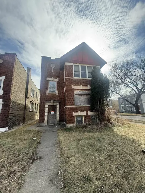 159 W 74th St, Chicago, IL 60621