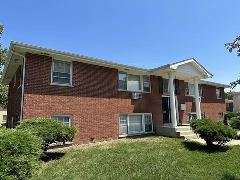 1585 W Station St, Kankakee, IL 60901 photo 1