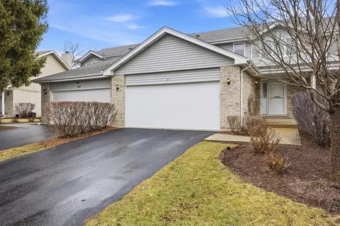 9424 Quail Trl, Tinley Park, IL 60487