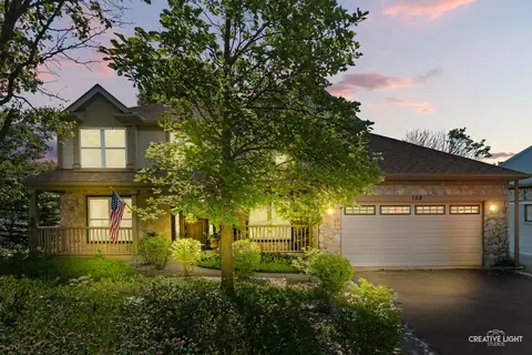 158 Edgewater Ln, Sugar Grove, IL 60554