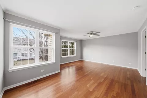 Living - 2376 Foxmoor Ln, Aurora, IL 60502 photo 6 of 7