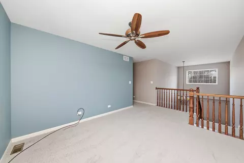 Living - 2376 Foxmoor Ln, Aurora, IL 60502 photo 5 of 7