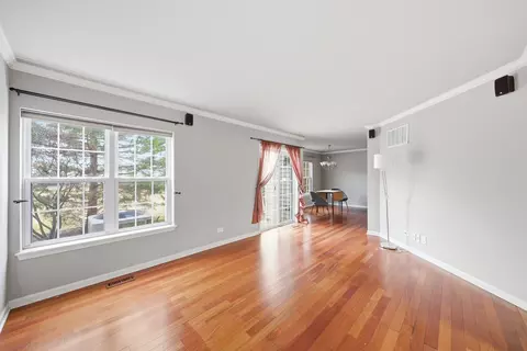 Living - 2376 Foxmoor Ln, Aurora, IL 60502 photo 3 of 7