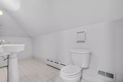 Bath - 102 Keystone Ave, River Forest, IL 60305 photo 6 of 7