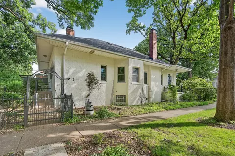 Exterior - 102 Keystone Ave, River Forest, IL 60305 photo 9 of 24