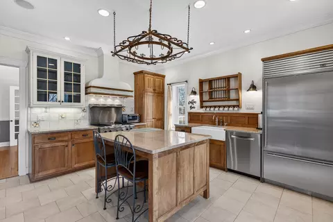 Kitchen - 102 Keystone Ave, River Forest, IL 60305 photo 1 of 8