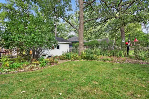 Exterior - 102 Keystone Ave, River Forest, IL 60305 photo 16 of 24