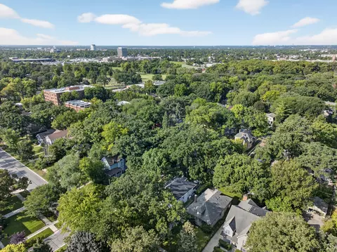 View/Area - 102 Keystone Ave, River Forest, IL 60305 photo 1 of 6