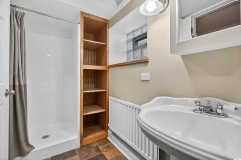 Bath - 102 Keystone Ave, River Forest, IL 60305 photo 5 of 7