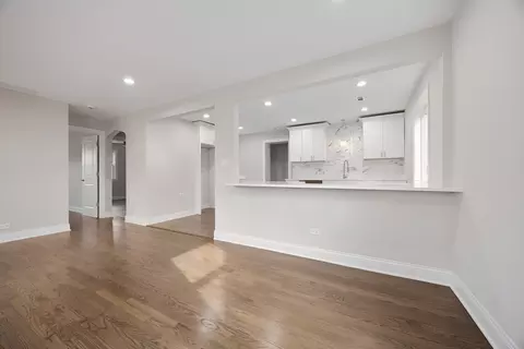 Living - 16145 Honore Ave, Markham, IL 60428 photo 5 of 5