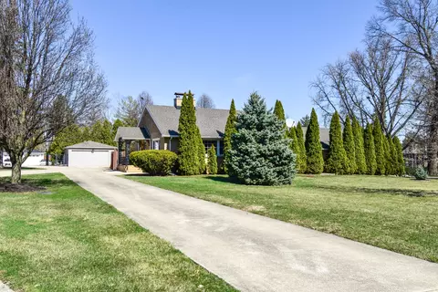 1005 Black Rd, Joliet, IL 60435