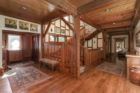 Entry Way - Undisclosed, Bloomington, IL 61701 photo 8 of 18