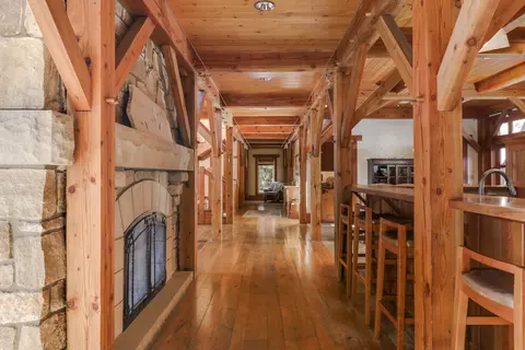 Entry Way - Undisclosed, Bloomington, IL 61701 photo 6 of 18