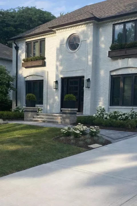 332 Prairie Knoll Dr, Naperville, IL 60565