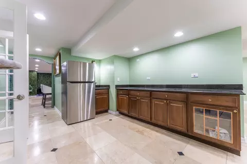 Other - 6085 Irene Dr, Hoffman Estates, IL 60192 photo 10 of 15
