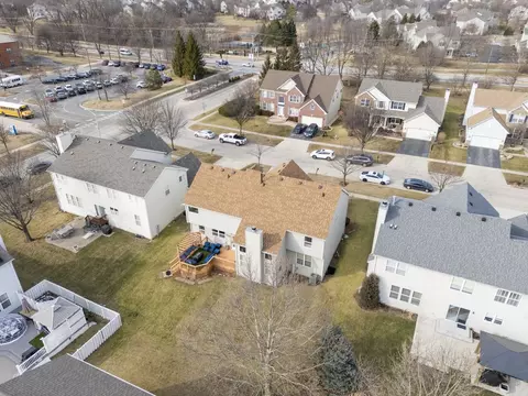 View/Area - 6085 Irene Dr, Hoffman Estates, IL 60192 photo 2 of 4