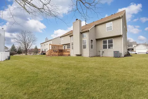 Exterior - 6085 Irene Dr, Hoffman Estates, IL 60192 photo 3 of 4