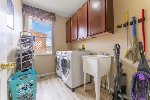Other - 6085 Irene Dr, Hoffman Estates, IL 60192 photo 5 of 15