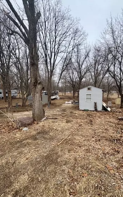 24141 Woodhaven, Sublette, IL 61367