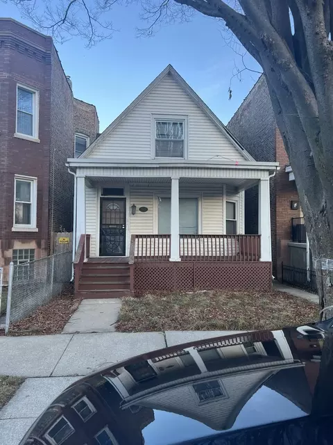 7145 S Ingleside Ave, Chicago, IL 60619