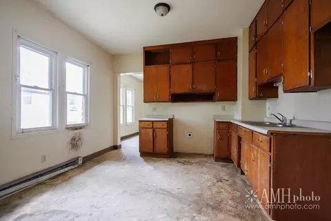 Kitchen - 360 S Elm Ave, Kankakee, IL 60901 photo 2 of 2