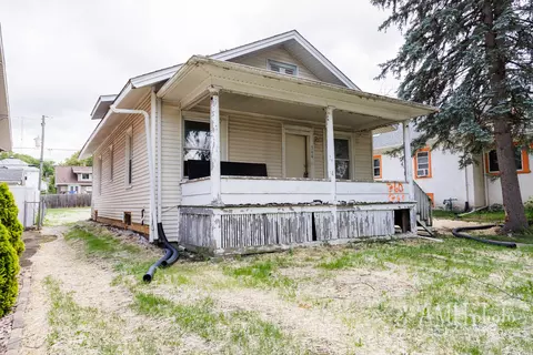 Exterior - 360 S Elm Ave, Kankakee, IL 60901 photo 2 of 4