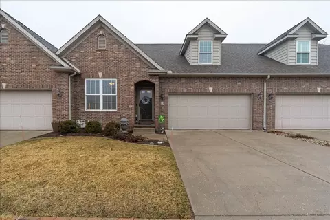 11 Prairie Vista Ct #0, Bloomington, IL 61704