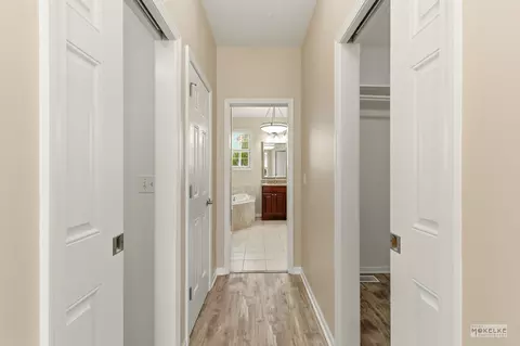 Entry Way - 2953 N 4459th Rd, Newark, IL 60541 photo 3 of 4