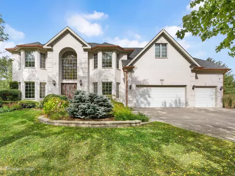 Exterior - 15 W601 81st St, Burr Ridge, IL 60527 photo 1 of 6