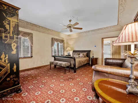 Bedroom - 15 W601 81st St, Burr Ridge, IL 60527 photo 1 of 3