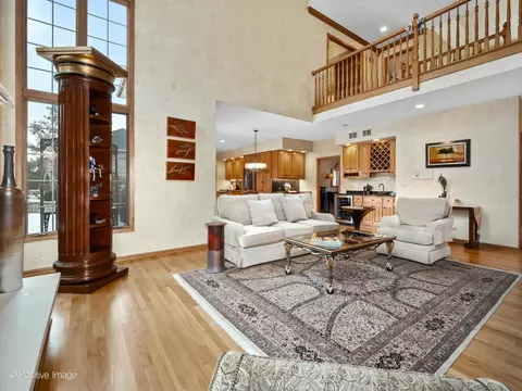 Living - 15 W601 81st St, Burr Ridge, IL 60527 photo 4 of 5