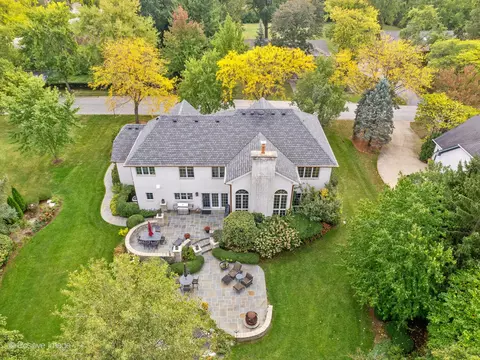 View/Area - 15 W601 81st St, Burr Ridge, IL 60527 photo 2 of 4