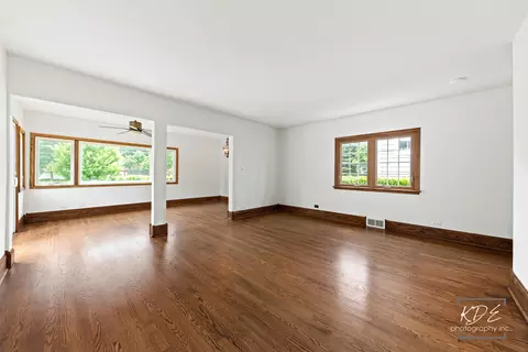 Living - 330 S Maple St, Itasca, IL 60143 photo 10 of 13