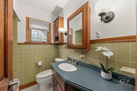 Bath - 330 S Maple St, Itasca, IL 60143 photo 1 of 5