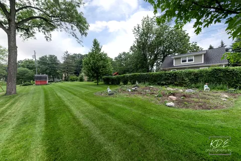Exterior - 330 S Maple St, Itasca, IL 60143 photo 5 of 12