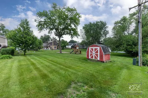 Exterior - 330 S Maple St, Itasca, IL 60143 photo 7 of 12