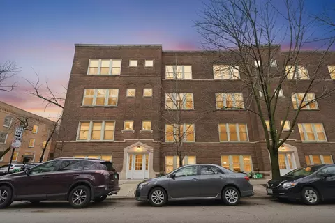 737 W Belden Ave #E, Chicago, IL 60614