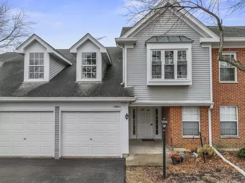 901 Butternut Ln #A, Mount Prospect, IL 60056