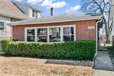 5445 S 73rd Ave, Summit, IL 60501