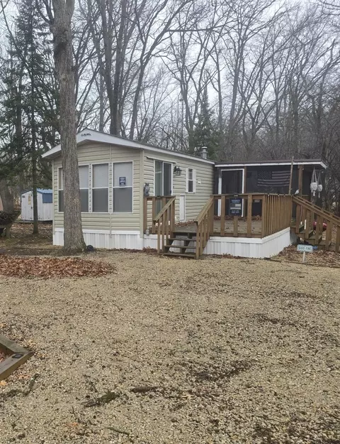 1720 21 Woodhaven, Sublette, IL 61367