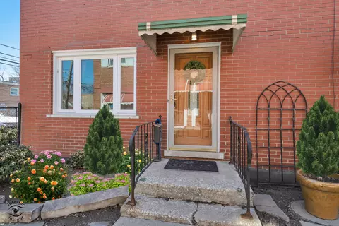 Undisclosed, Chicago, IL 60619