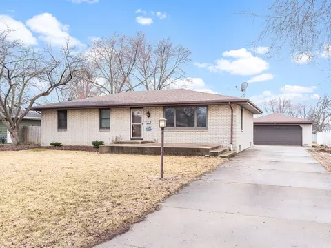 1101 Rooney Dr, Joliet, IL 60435