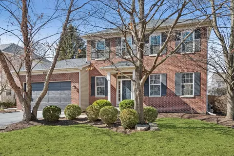 803 Lenox Ave, Bolingbrook, IL 60490