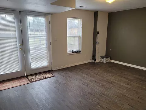 Living - 325 W North St, Dix, IL 62830 photo 5 of 5