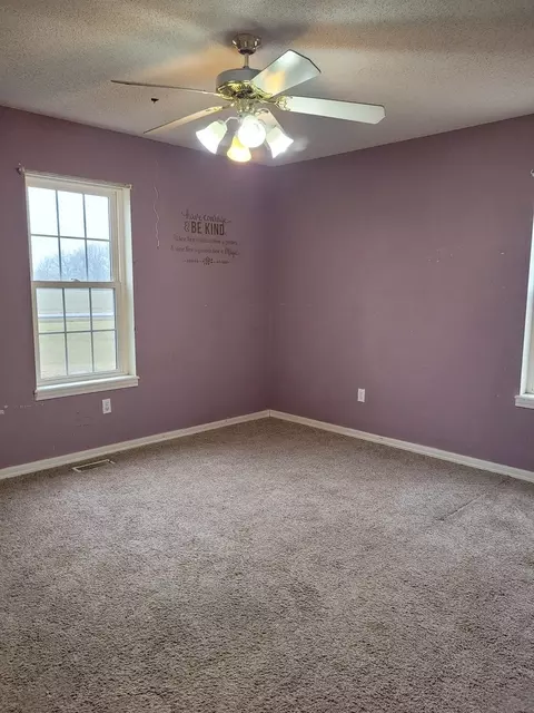 Bedroom - 325 W North St, Dix, IL 62830 photo 4 of 8